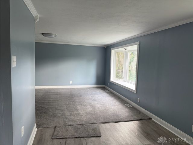 1218 Rona Parkway Drive, Fairborn, OH 45324