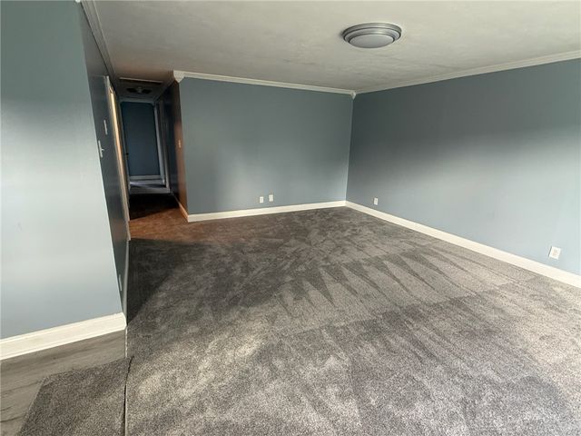 1218 Rona Parkway Drive, Fairborn, OH 45324