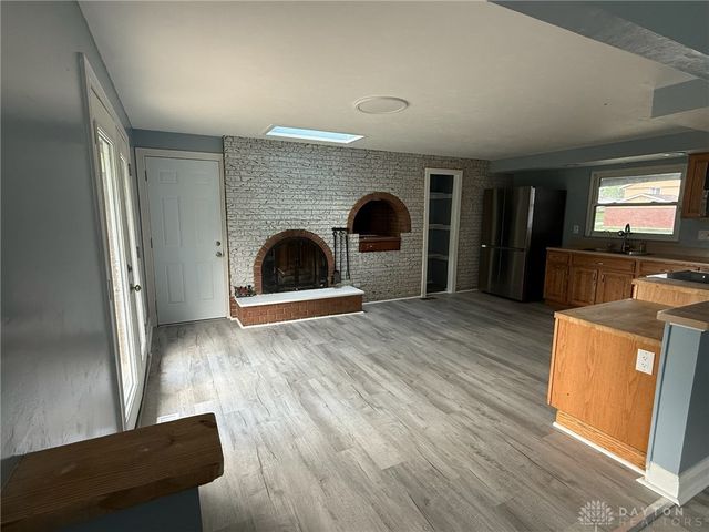 1218 Rona Parkway Drive, Fairborn, OH 45324