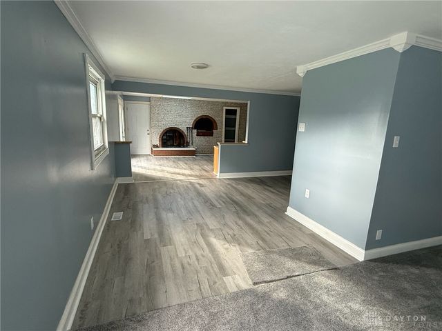 1218 Rona Parkway Drive, Fairborn, OH 45324