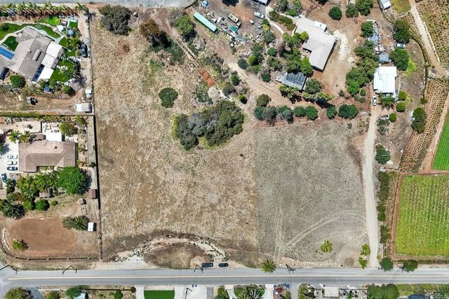 Barsby St., Vista, CA 92084