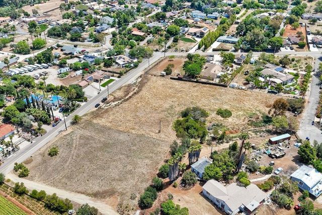 Barsby St., Vista, CA 92084