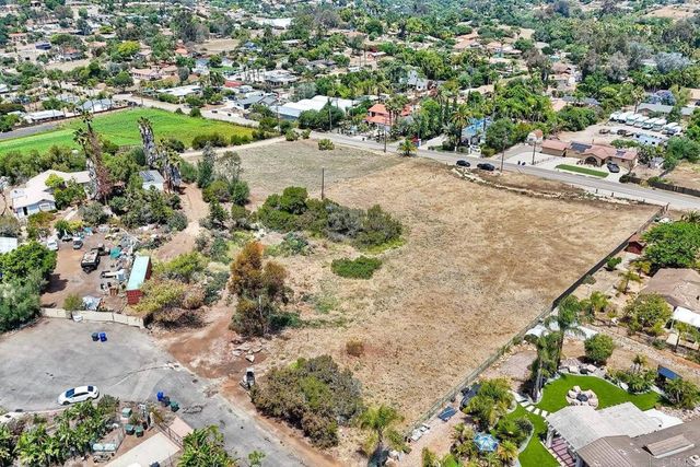 Barsby St., Vista, CA 92084