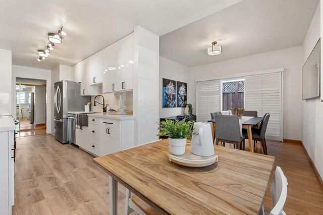 1110 Bayswater Avenue 106, Burlingame, CA 94010