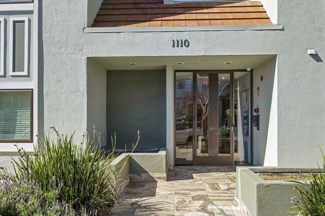 1110 Bayswater Avenue 106, Burlingame, CA 94010