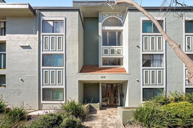 1110 Bayswater Avenue 106, Burlingame, CA 94010