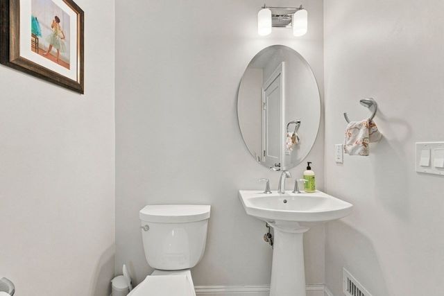 44 Bernard St, Newton, MA 02461