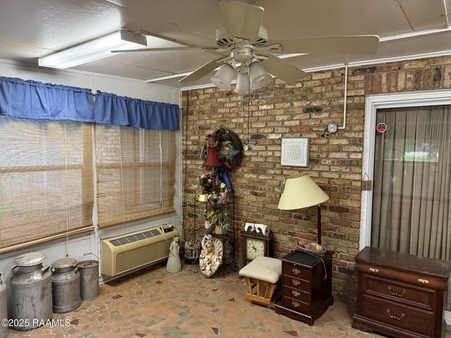 1568 E Main Street, Ville Platte, LA 70586