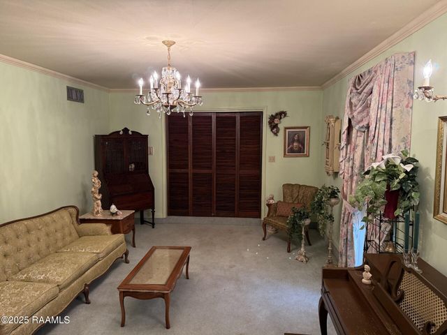 1568 E Main Street, Ville Platte, LA 70586