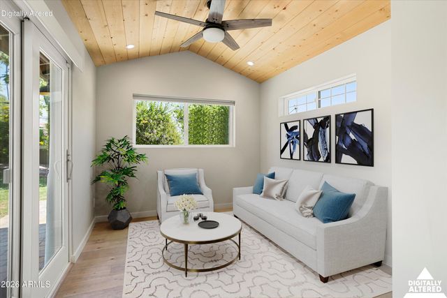 726 W NORTHVIEW Avenue, Phoenix, AZ 85021
