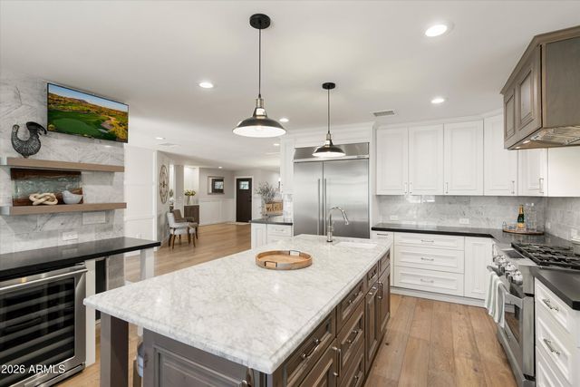 726 W NORTHVIEW Avenue, Phoenix, AZ 85021