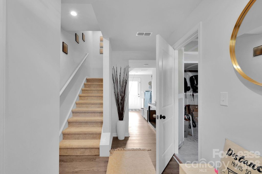 4008 Haldane Street, Charlotte, NC 28214