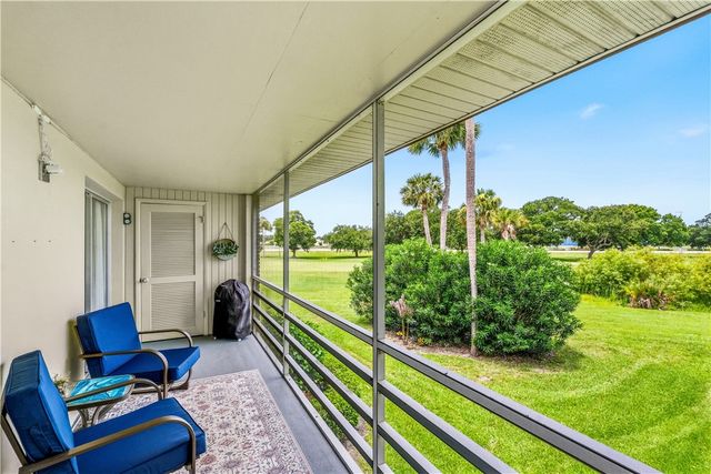 6 Vista Palm Lane 206, Vero Beach, FL 32962
