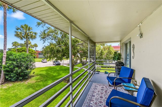 6 Vista Palm Lane 206, Vero Beach, FL 32962