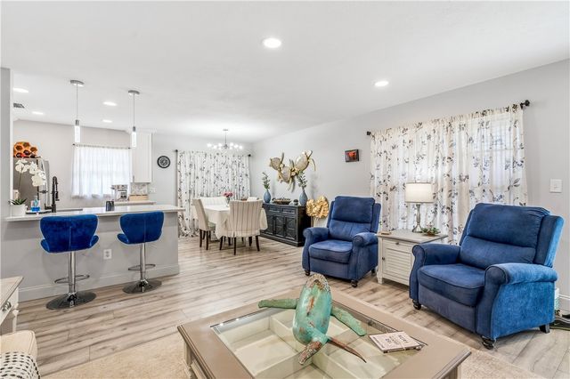 6 Vista Palm Lane 206, Vero Beach, FL 32962
