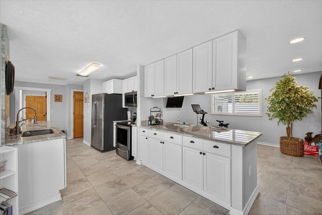 853 SEACREST DRIVE, Largo, FL 33771