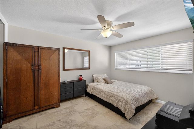 853 SEACREST DRIVE, Largo, FL 33771