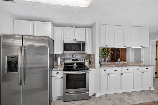 853 SEACREST DRIVE, Largo, FL 33771