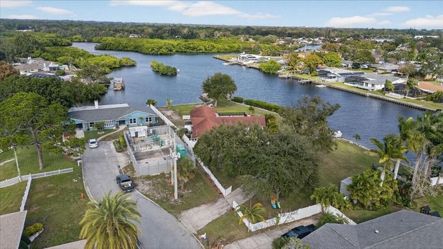 853 SEACREST DRIVE, Largo, FL 33771