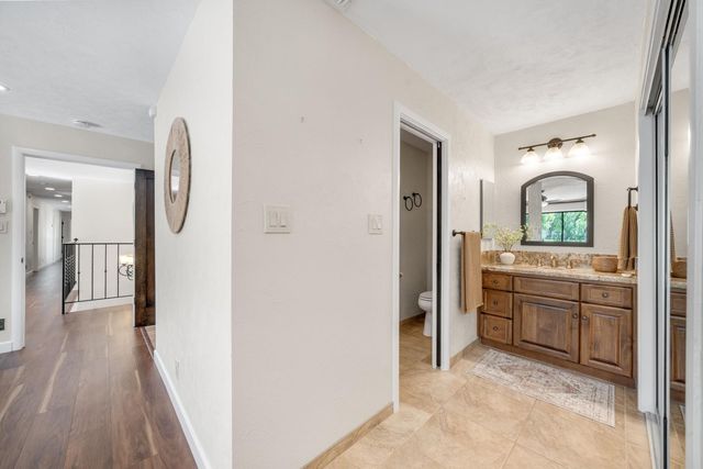 4850 Saint Augustine Dr, Elk Grove, CA 95758