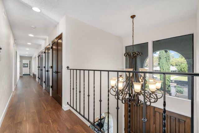 4850 Saint Augustine Dr, Elk Grove, CA 95758