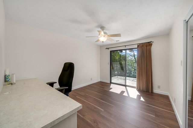 4850 Saint Augustine Dr, Elk Grove, CA 95758