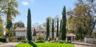 4850 Saint Augustine Dr, Elk Grove, CA 95758