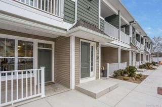 1046 New York Avenue 6, Huntington Station, NY 11746