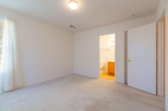 2880 Wilder Loop NE, Rio Rancho, NM 87144