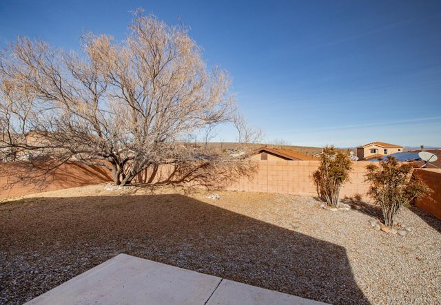 2880 Wilder Loop NE, Rio Rancho, NM 87144