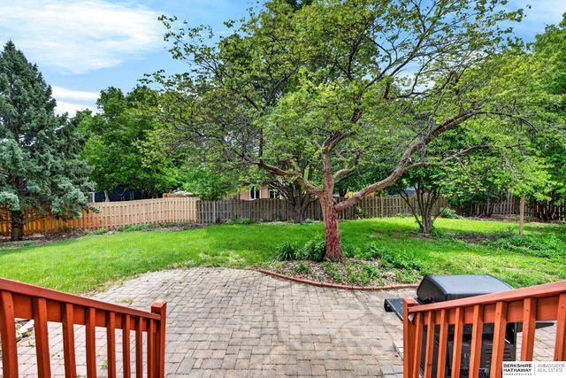 7022 Michelle Avenue, La Vista, NE 68128
