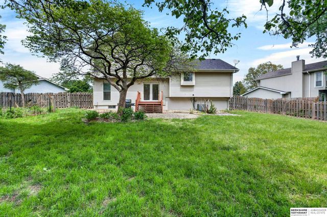 7022 Michelle Avenue, La Vista, NE 68128
