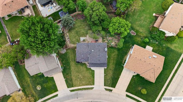 7022 Michelle Avenue, La Vista, NE 68128