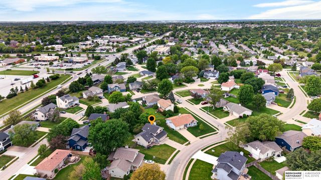 7022 Michelle Avenue, La Vista, NE 68128