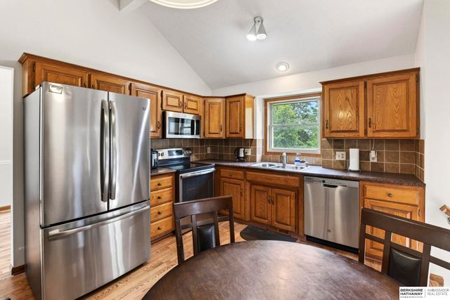 7022 Michelle Avenue, La Vista, NE 68128