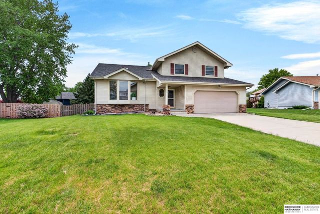 7022 Michelle Avenue, La Vista, NE 68128