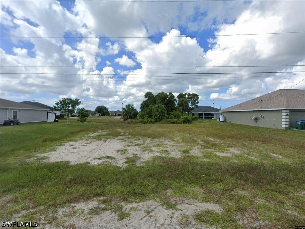 3620 NE 20th PL, Cape Coral, FL 33909