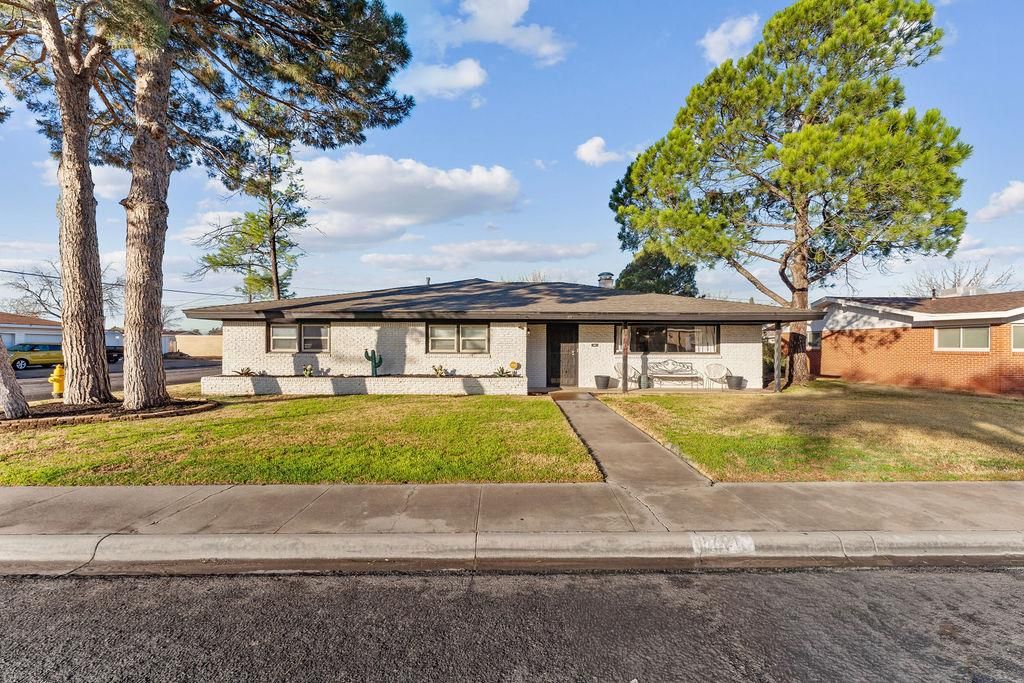 1701 Emerald, Odessa, TX 79761