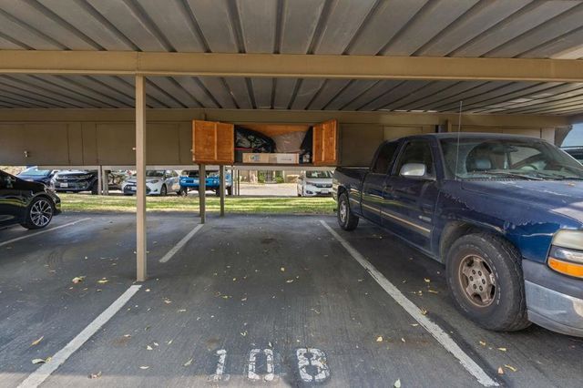 2528 White Oak Pl 3, Escondido, CA 92027