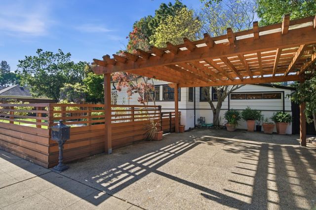 30 Mission Drive, San Mateo, CA 94402