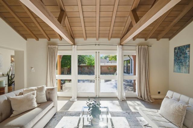 30 Mission Drive, San Mateo, CA 94402