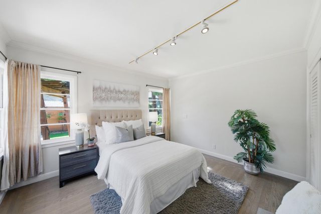 30 Mission Drive, San Mateo, CA 94402