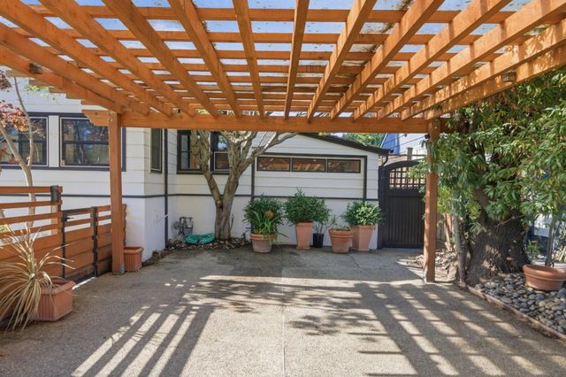 30 Mission Drive, San Mateo, CA 94402