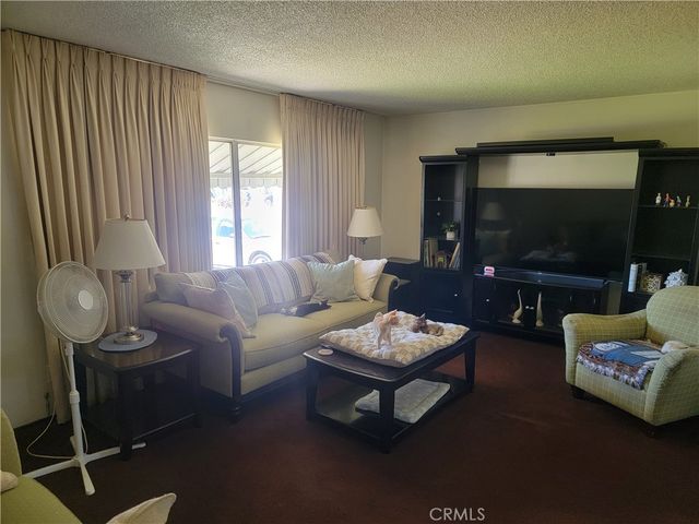 9969 Claremont, Bloomington, CA 92316