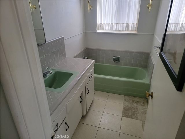 9969 Claremont, Bloomington, CA 92316