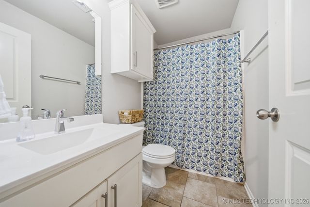 7221 S Hemlock Avenue, Broken Arrow, OK 74011