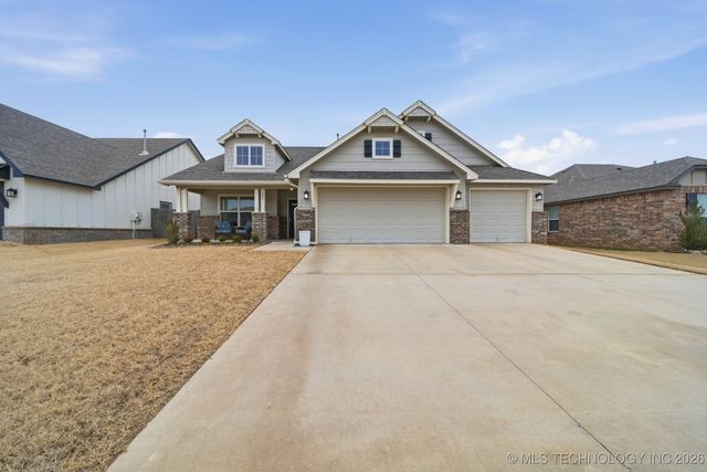 7221 S Hemlock Avenue, Broken Arrow, OK 74011