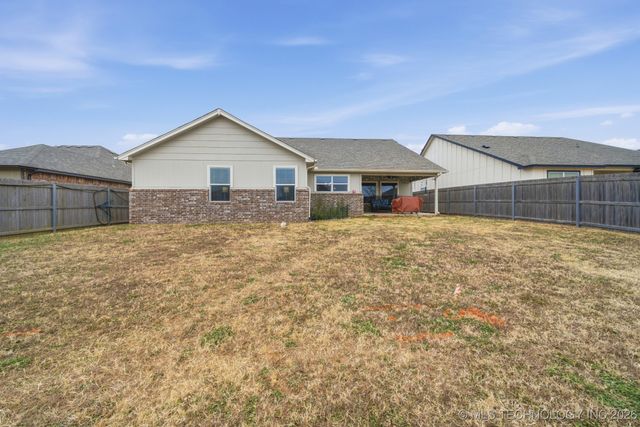 7221 S Hemlock Avenue, Broken Arrow, OK 74011