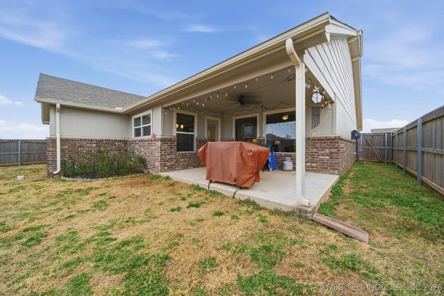 7221 S Hemlock Avenue, Broken Arrow, OK 74011