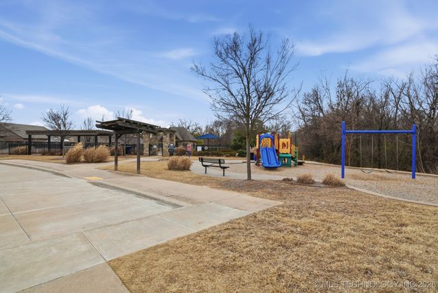 7221 S Hemlock Avenue, Broken Arrow, OK 74011